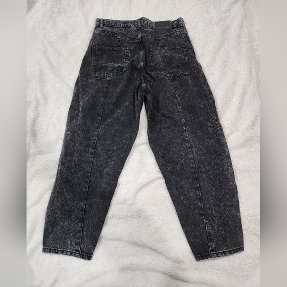 ZARA Denim Jeans - Picture 2 of 3